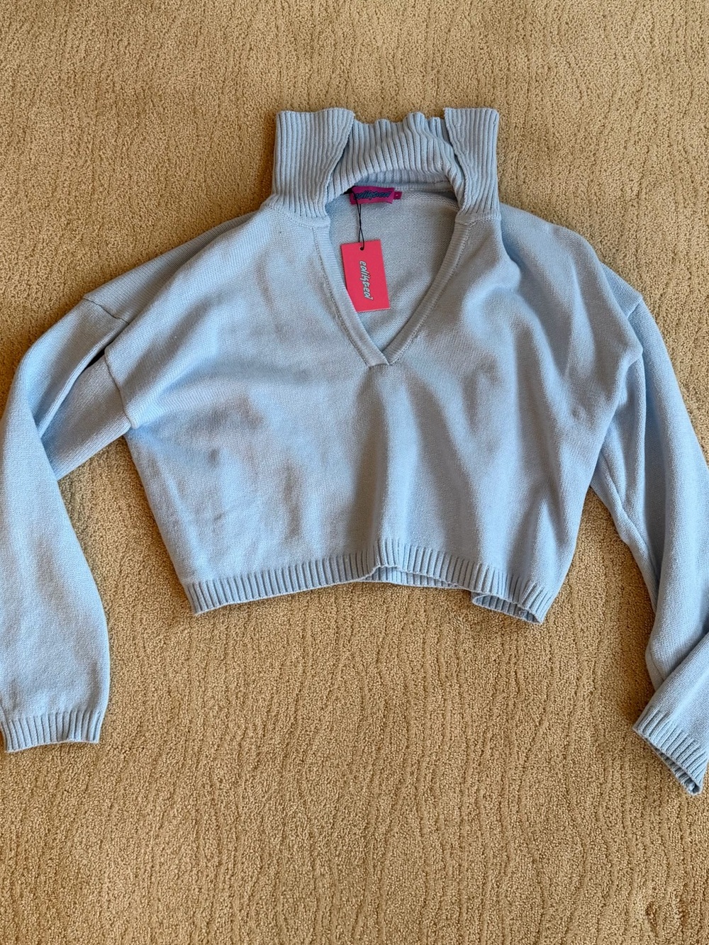 NWT Edikted Marcie Oversize Cropped Sweater Light Blue Size S - Picture 3 of 4